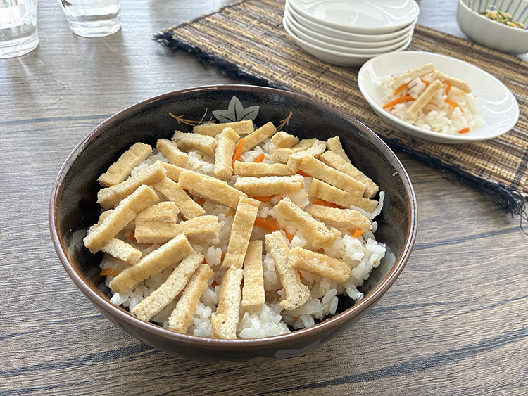 大根と人参のいなり風甘酢ちらし