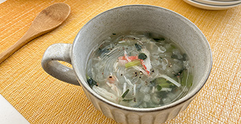 かぶと小松菜の
カニカマ春雨中華スープ